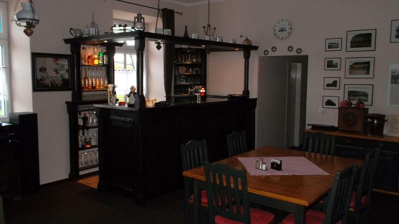 Domaene-Badetz Hotel Bagian luar foto